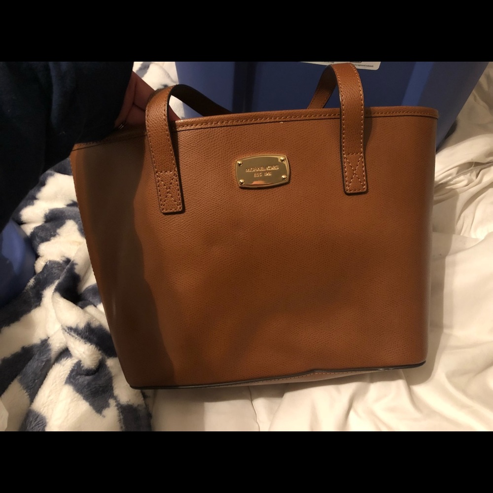 MK leather purse